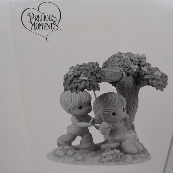Precious Moments Your Love Lifts Me Higher Limited Edition Figurine 213004 New - Picture 2 of 15